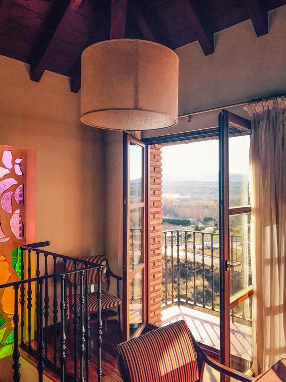 Hotel Vinicola Real-200 Monges Albelda De Iregua المظهر الخارجي الصورة