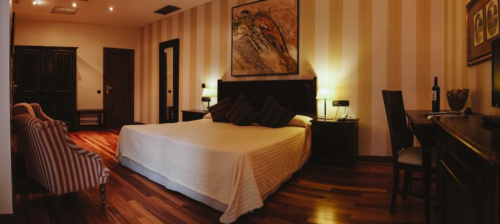 Hotel Vinicola Real-200 Monges Albelda De Iregua المظهر الخارجي الصورة