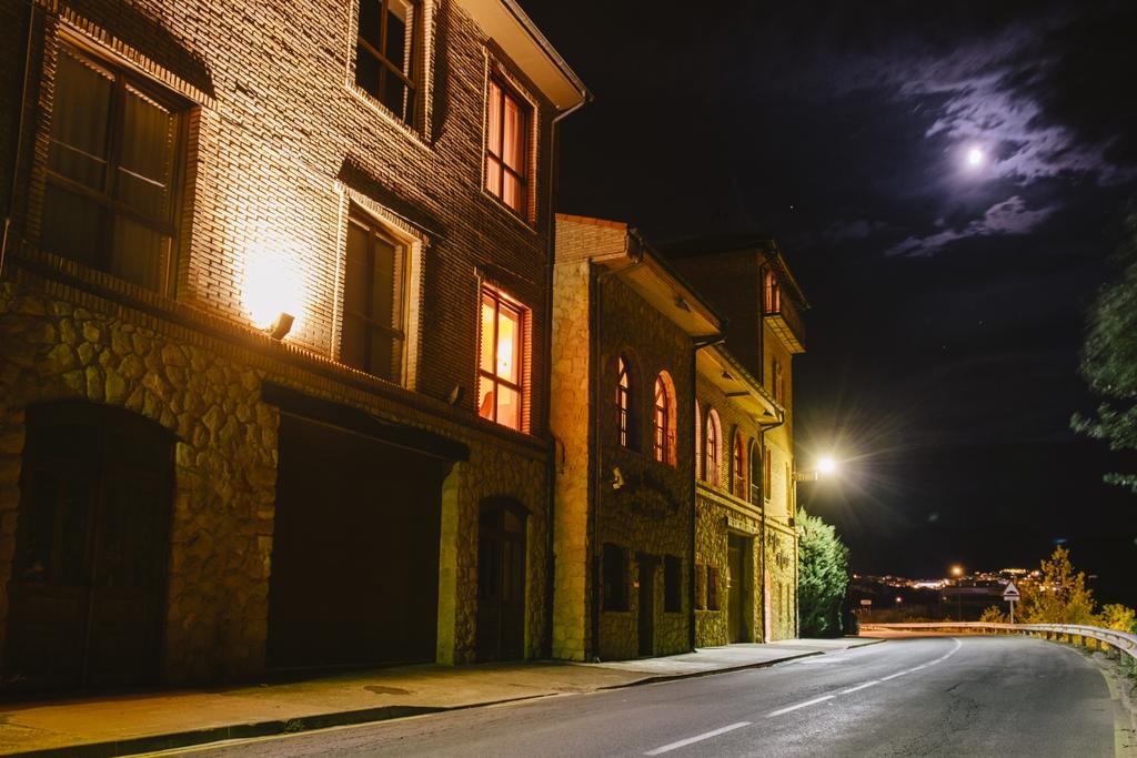 Hotel Vinicola Real-200 Monges Albelda De Iregua المظهر الخارجي الصورة