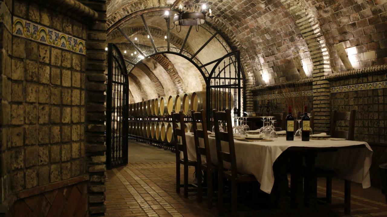 Hotel Vinicola Real-200 Monges Albelda De Iregua المظهر الخارجي الصورة